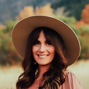 Meet your Posher, Mandy